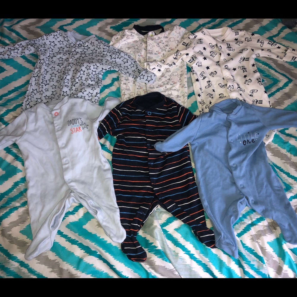 Bundle Deal ‼️‼️ 6 Footed Pajamas
